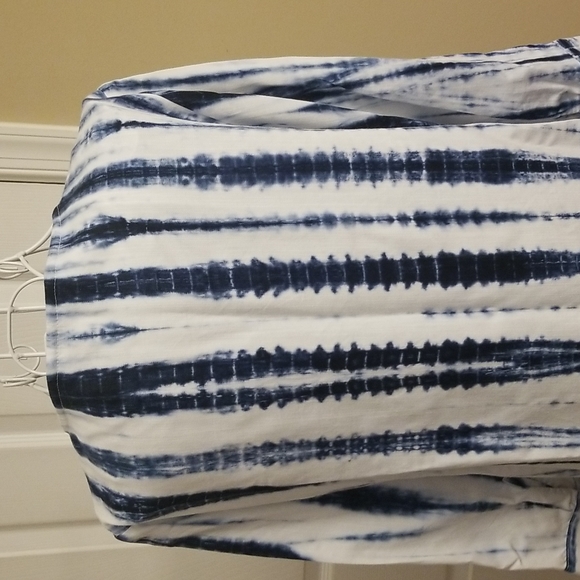 Gorgeous Soft Surroundings pullover top - Picture 6 of 10